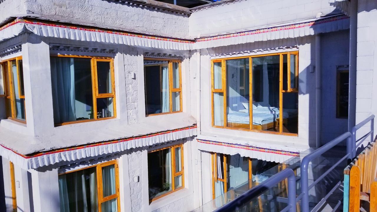 Fengma Feiyang Hostel Lhasa Exterior photo